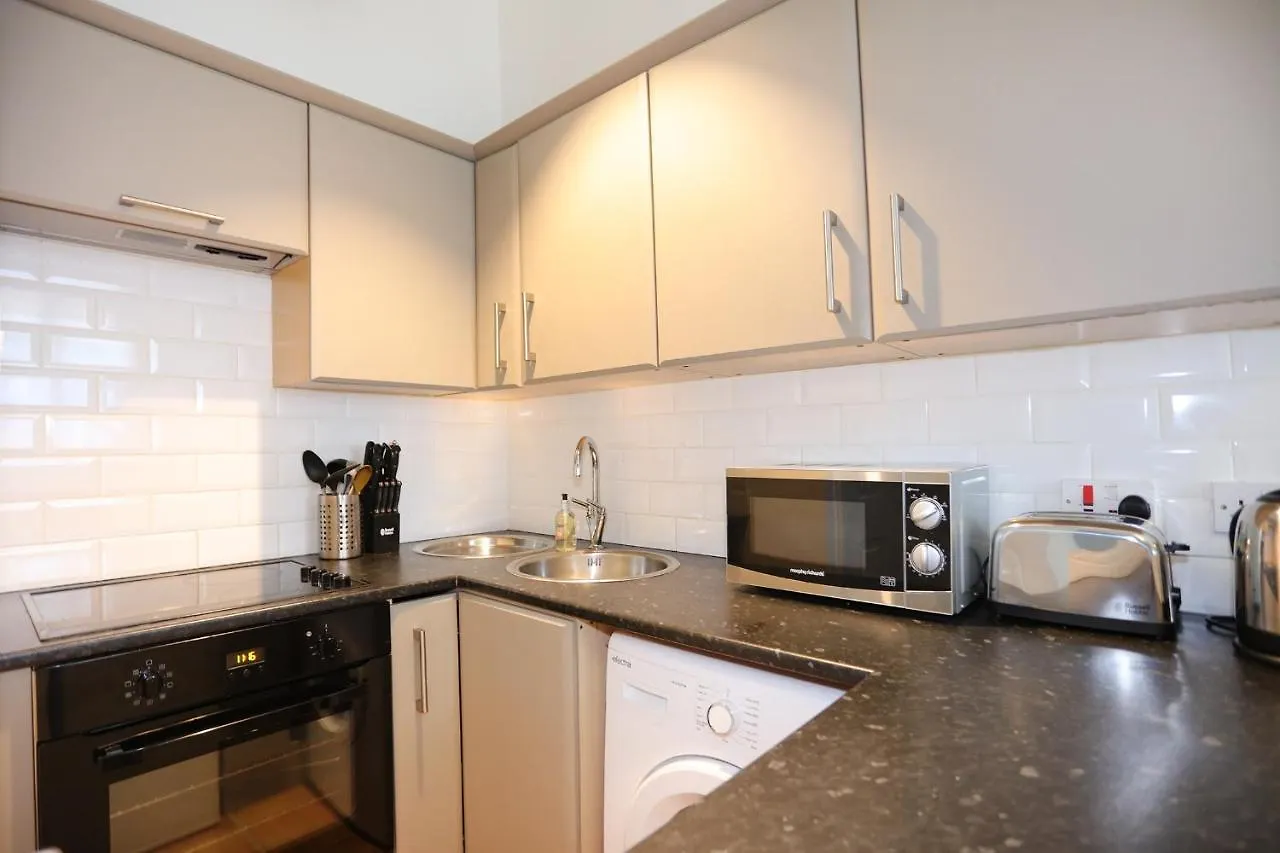 Dalmeny Street Apartment Edimburgo 0*,  Regno Unito